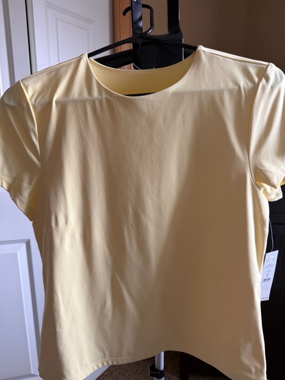 White House Black Market Forme Stretch Short Sleeve Crewneck Tee in Yellow